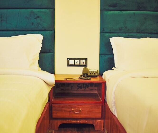 호텔 Golden Kuensel Resort & Spa