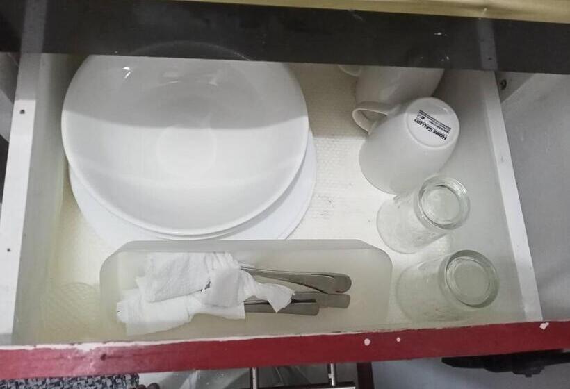 هتل Innsite Room Rentals