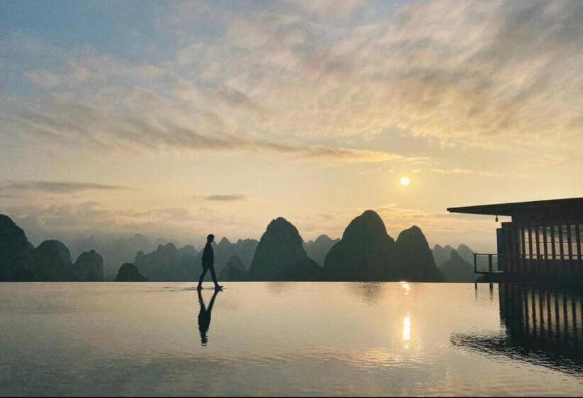 Отель Misty Wonderland ,yangshuo Xingping