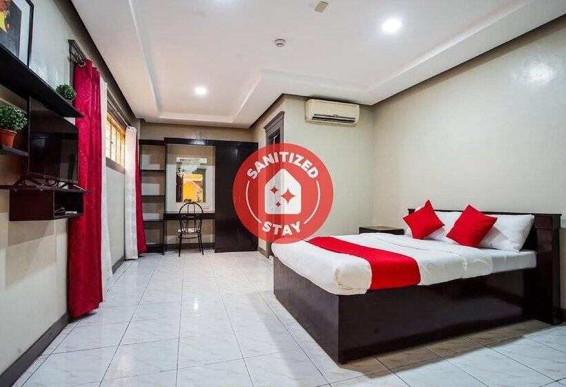 בית מלון כפרי Oyo 192 Tcc Condohostel