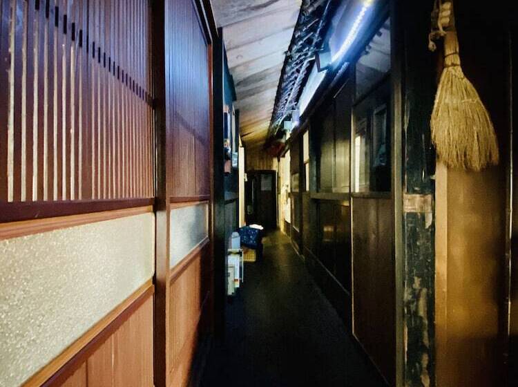 Пансион Gamp House 江戸農家古民家ゲストハウス Old Folk Farm Guesthouse