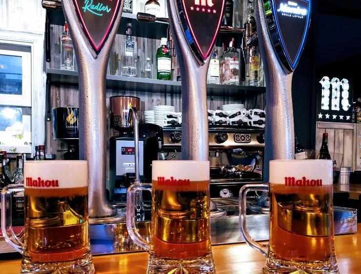 ペンション Hostal Becerril