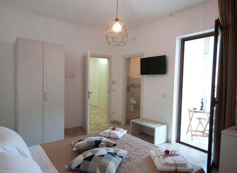 پانسیون Val Di Noto Rooms