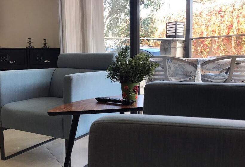 住宿加早餐 Akbük Taş Otel