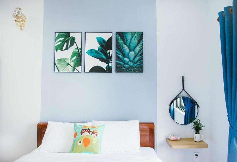 Bed and Breakfast Queenie Hostel