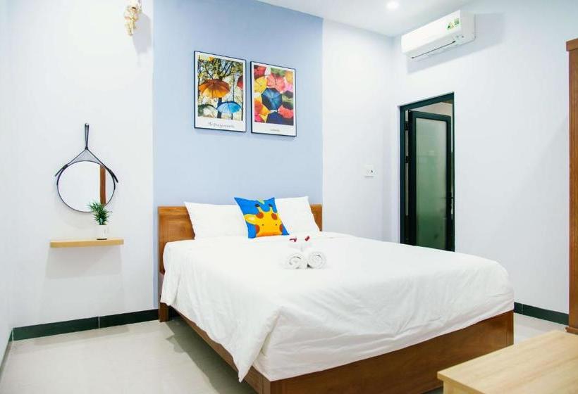 Bed and Breakfast Queenie Hostel