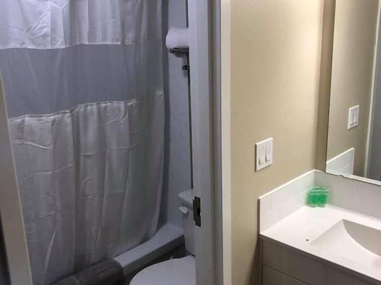 فندق Camrose Le Chateau