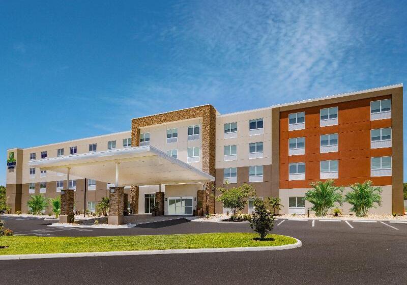 فندق Holiday Inn Express & Suites   Ruskin, An Ihg