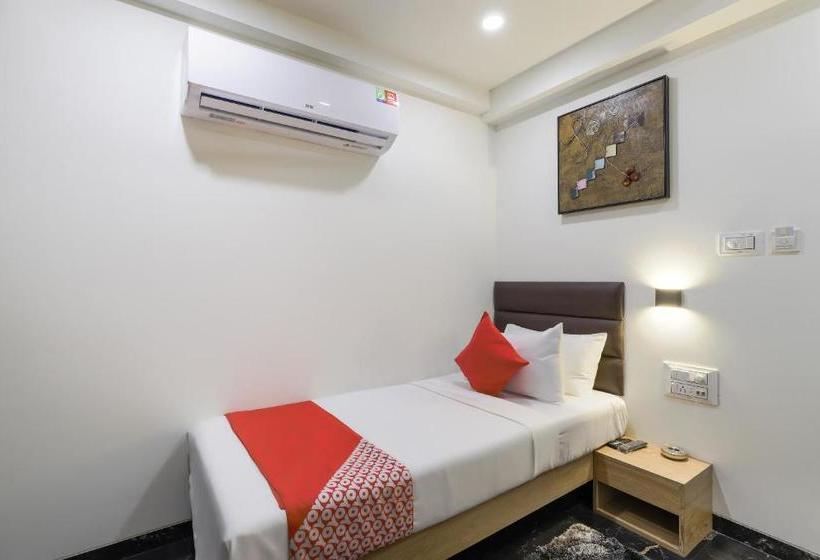 Отель Oyo 45723 Pearl Deluxe