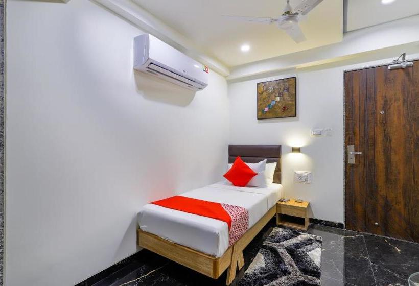 Отель Oyo 45723 Pearl Deluxe