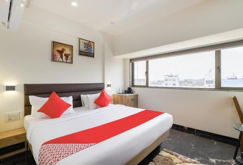 Отель Oyo 45723 Pearl Deluxe