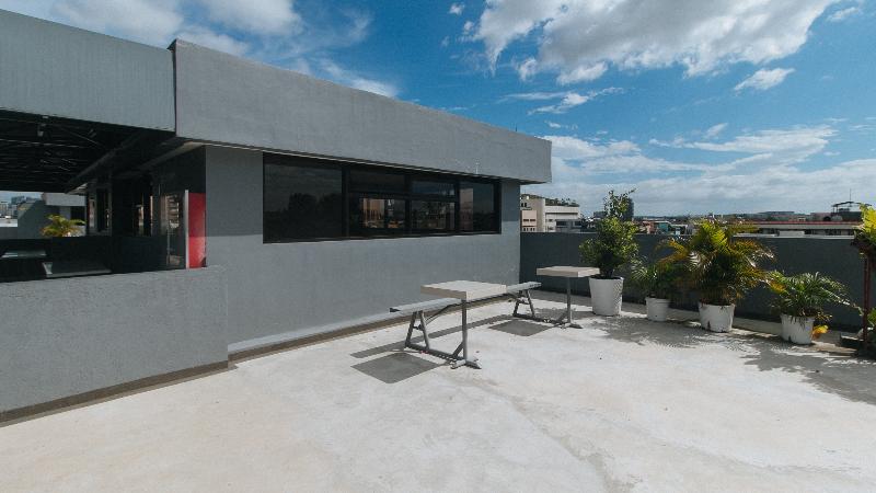 هتل Reddoorz Plus At Evangelista Street Makati