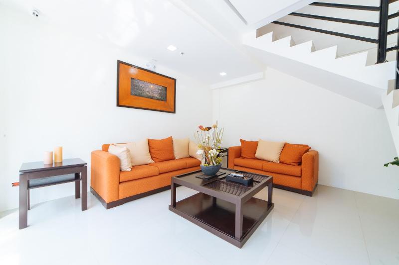 هتل Reddoorz Plus At Evangelista Street Makati