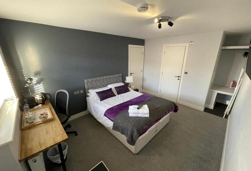 Пансион Arlan House, Central Basingstoke