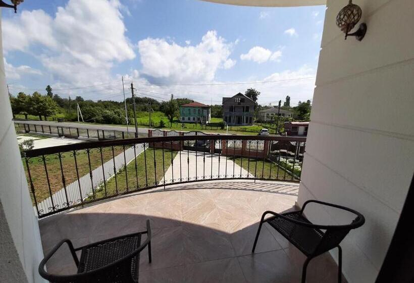 پانسیون Flamingo