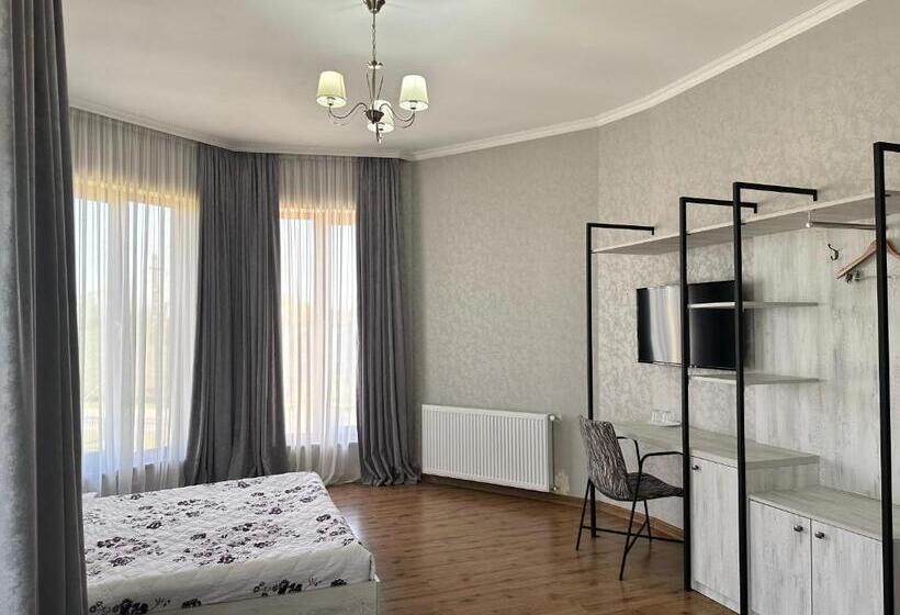 پانسیون Flamingo