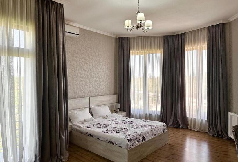 پانسیون Flamingo