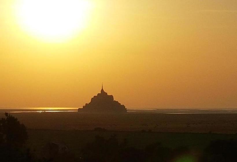 بنسيون Les Escargots Du Mont