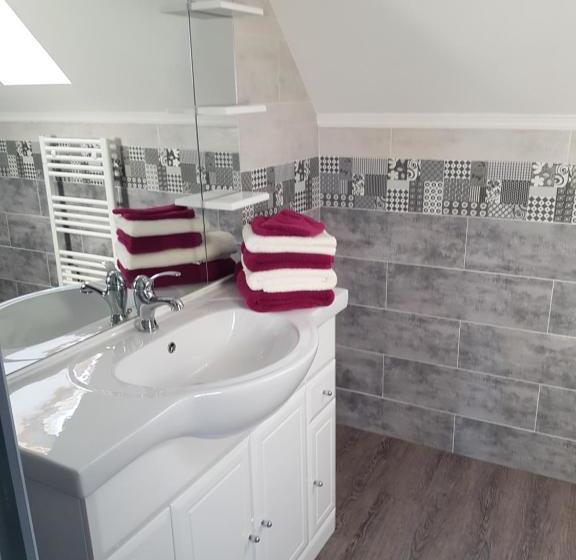 بنسيون Les Escargots Du Mont