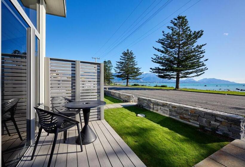 Shearwater Apartments