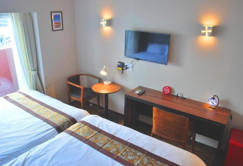 Ten Point Hotel Airport