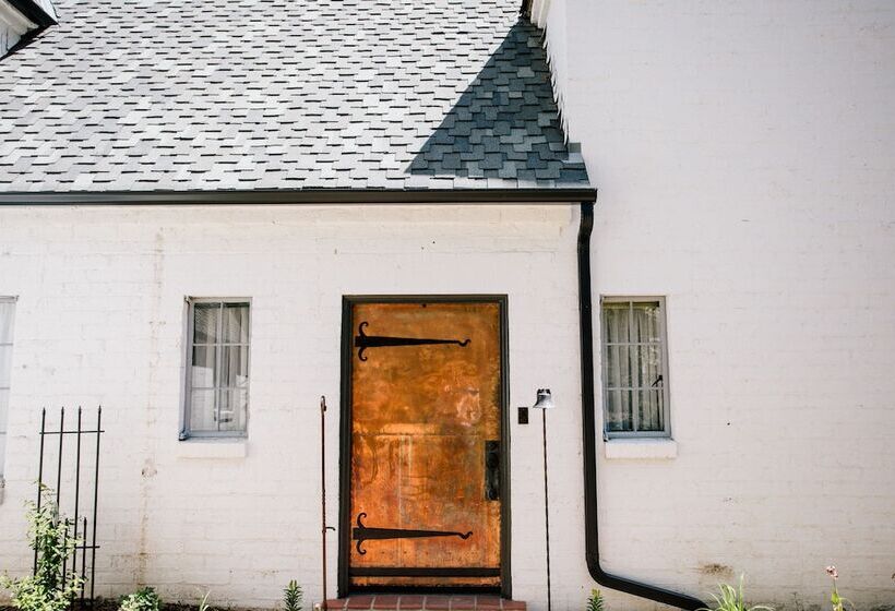 مبيت وإفطار Hummingbird Estate