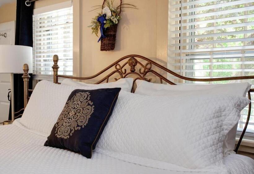 مبيت وإفطار Inn On Main