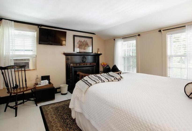 مبيت وإفطار Inn On Main