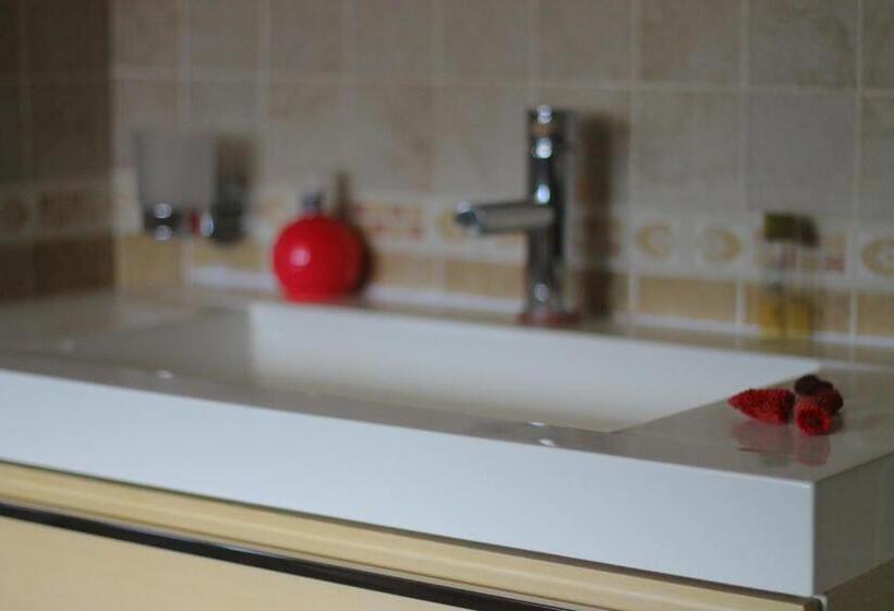 민박 La Brezza Del Pollino