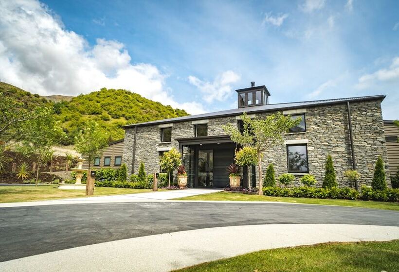 هتل Gibbston Valley Lodge And Spa