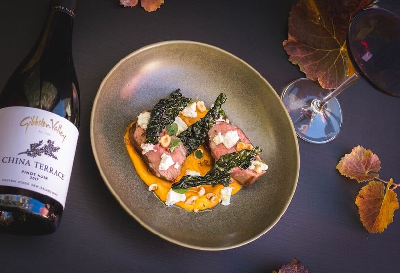 هتل Gibbston Valley Lodge And Spa