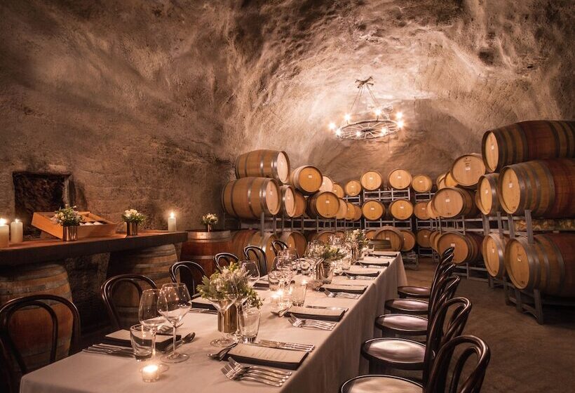 هتل Gibbston Valley Lodge And Spa