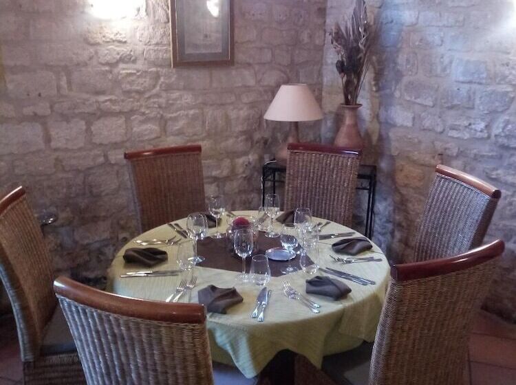 Отель L Hostellerie De La Rivière