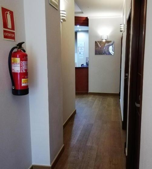 هتل Lb Lebrija By Ma 22 Puntos