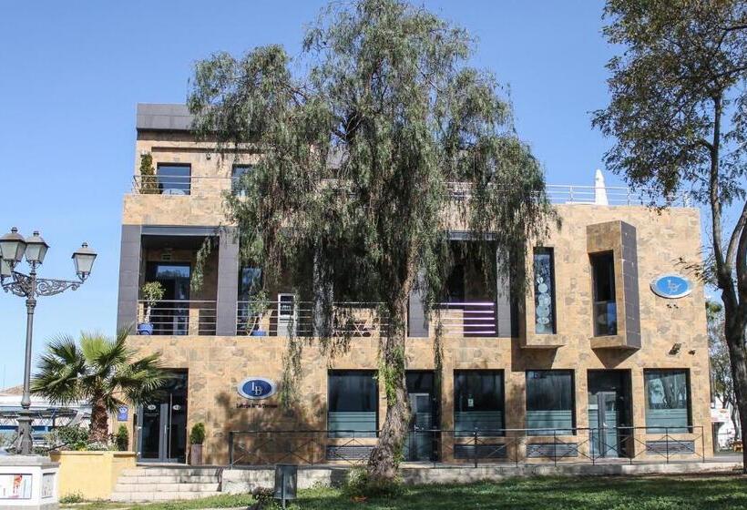 هتل Lb Lebrija By Ma 22 Puntos