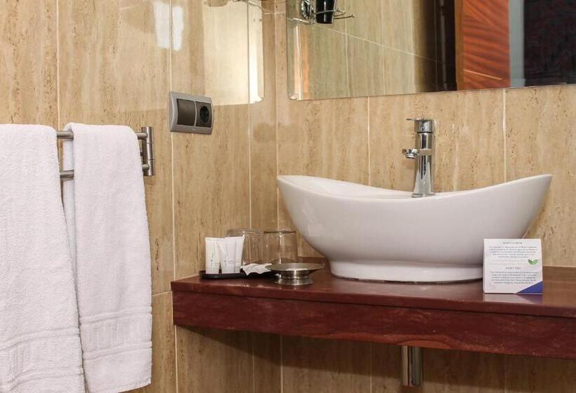 Hotel Lb Lebrija By Ma 22 Puntos