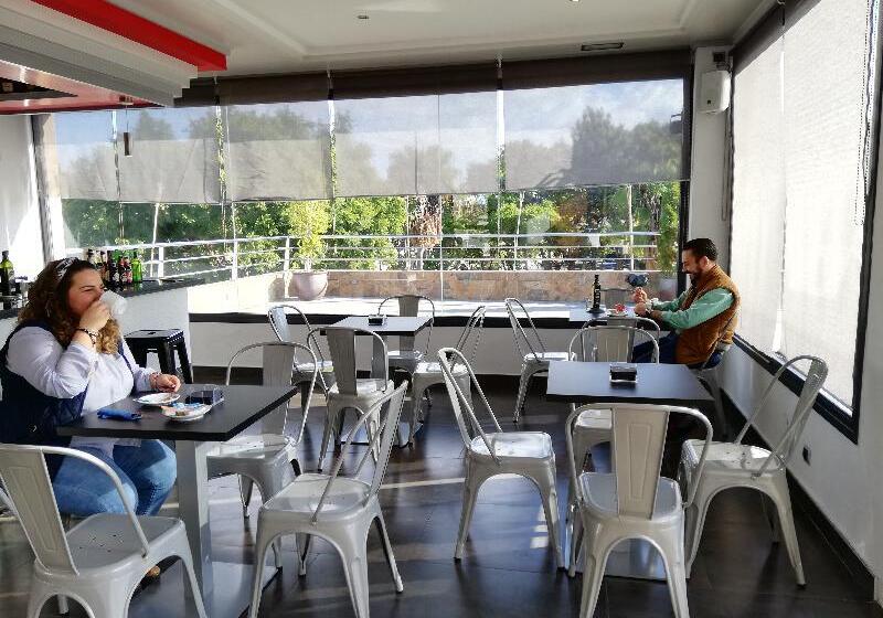 هتل Lb Lebrija By Ma 22 Puntos