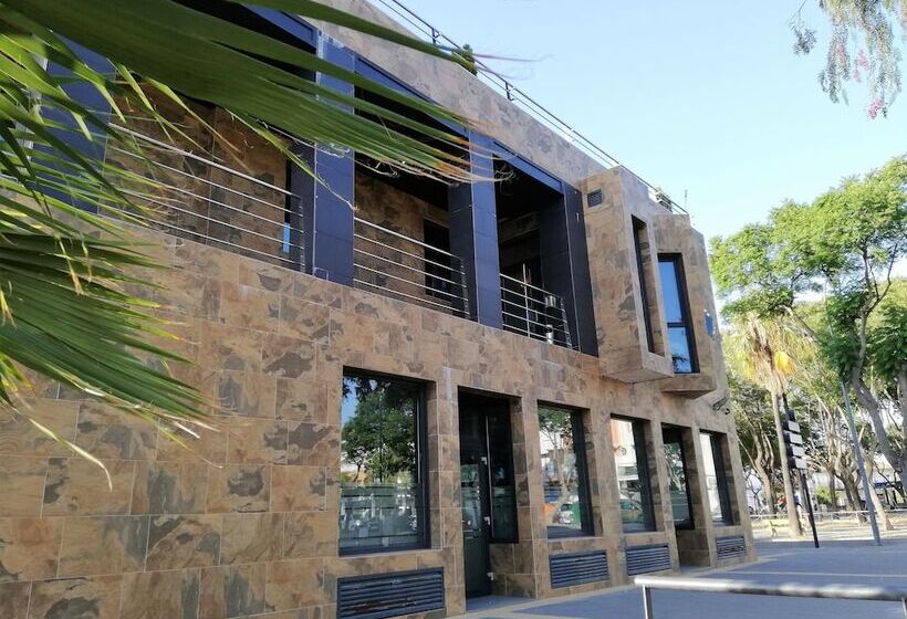 هتل Lb Lebrija By Ma 22 Puntos