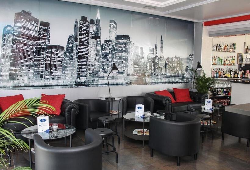 هتل Lb Lebrija By Ma 22 Puntos