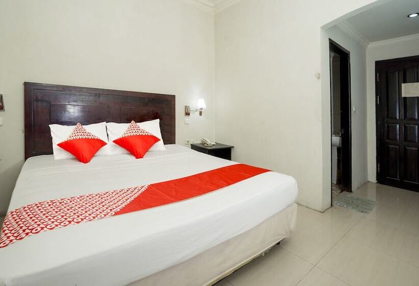 בית מלון כפרי Oyo 1005  Kumala