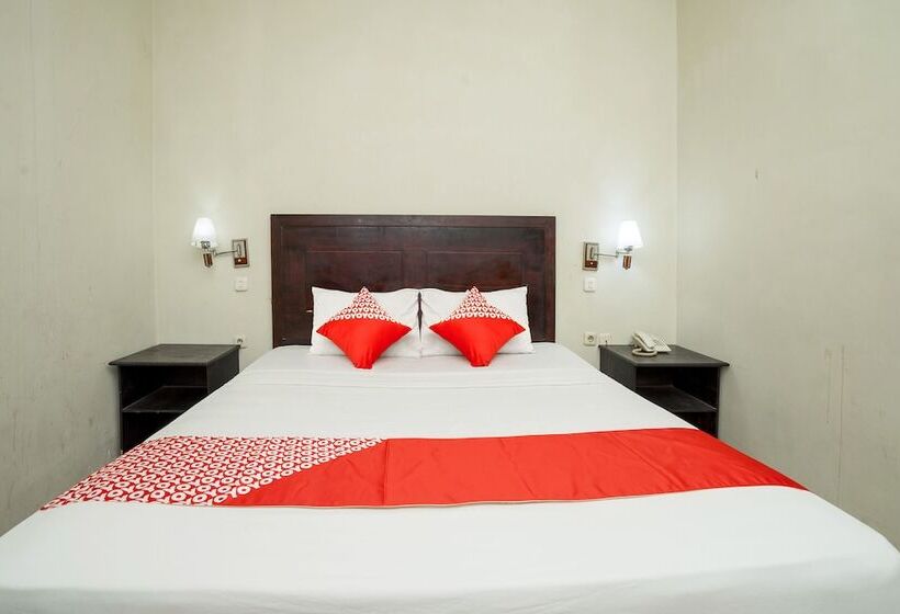 בית מלון כפרי Oyo 1005  Kumala