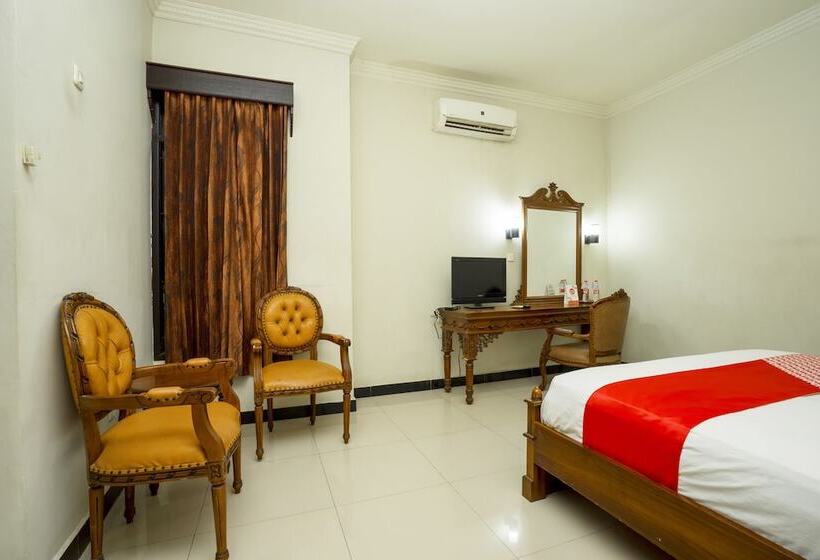 בית מלון כפרי Oyo 1005  Kumala