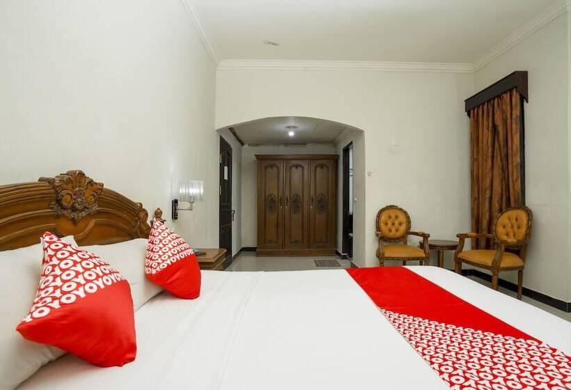 בית מלון כפרי Oyo 1005  Kumala