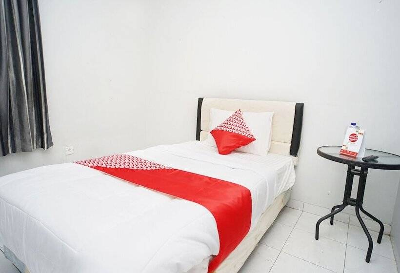 فندق Oyo 1007 Alletha Residence 2