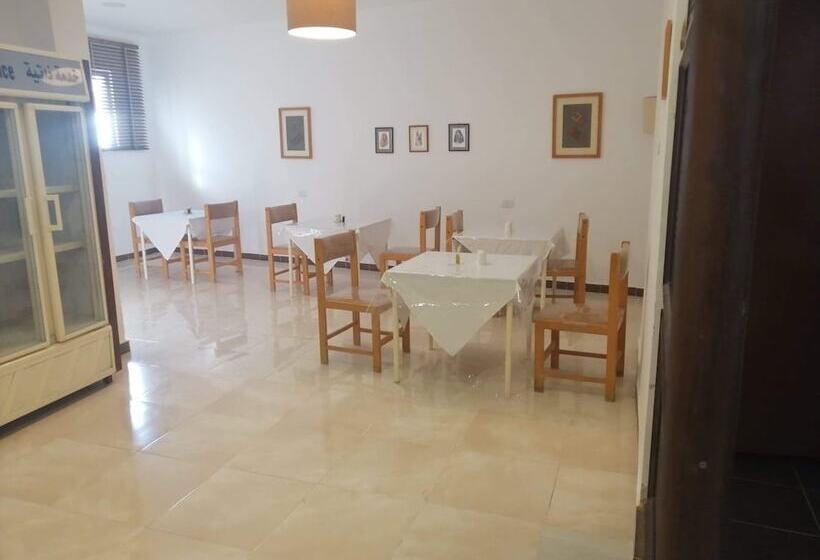 هتل Petra Town Check Inn