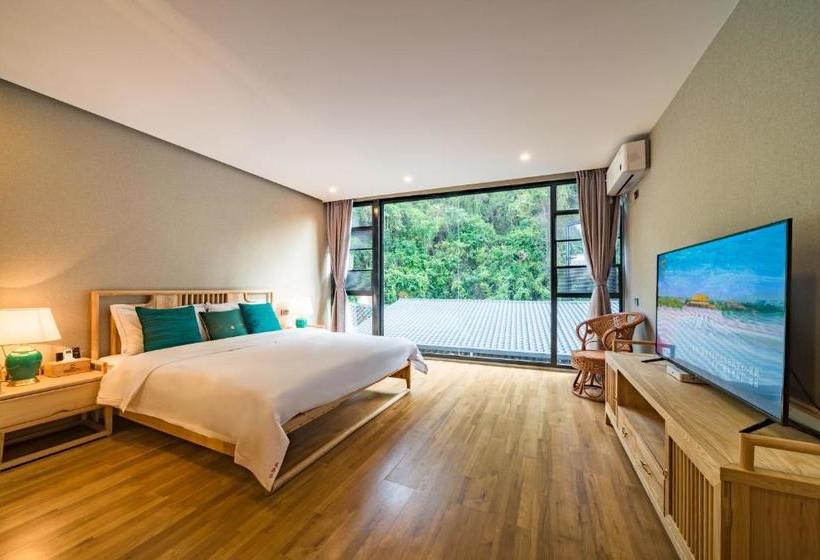 Отель Global Village Mountain View Yangshuo