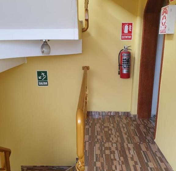 펜션 Hostal El Tornillo