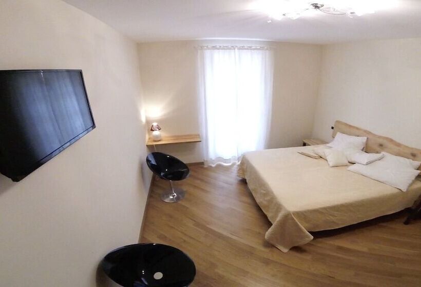 بنسيون Liberty Room And Breakfast