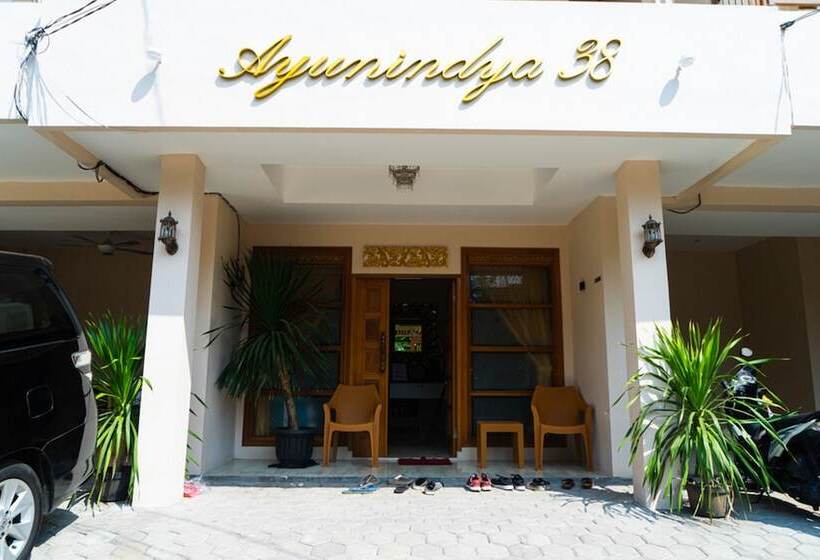 Пансион Reddoorz Near Cipinang Indah Mall