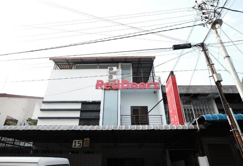 膳宿费 Reddoorz Near Universitas Sisingamangaraja Medan